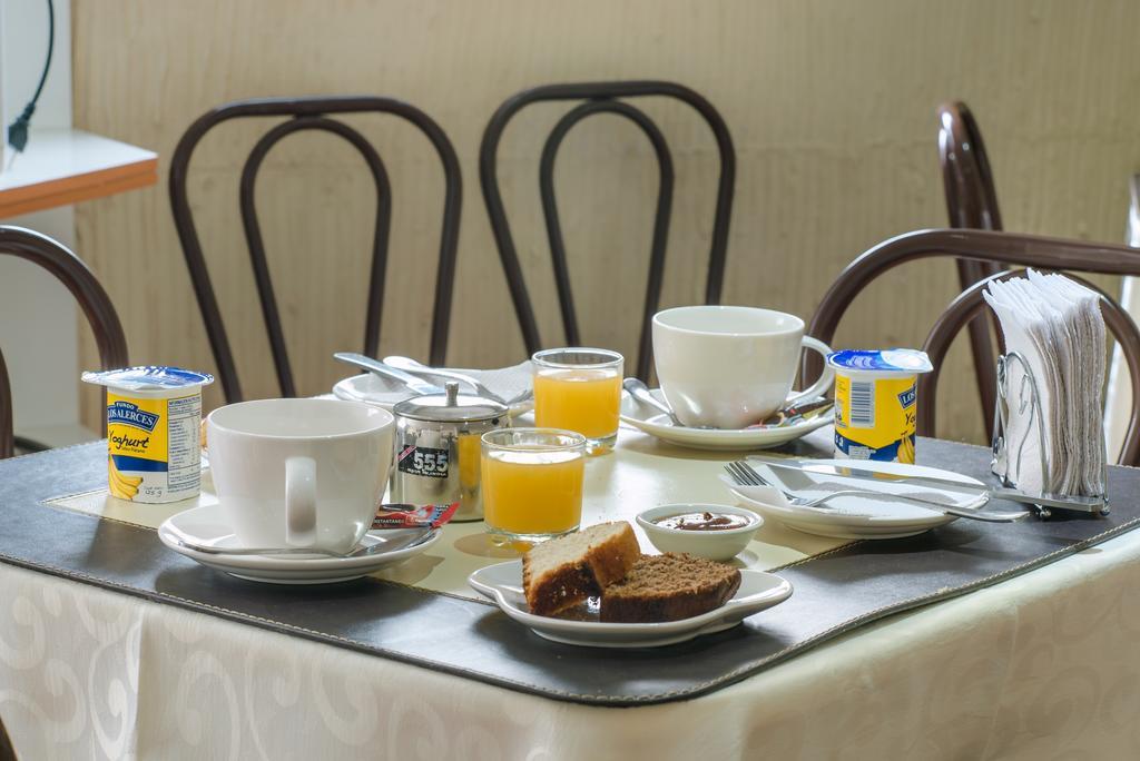 Hotel Sahara Inn Сантяго Екстериор снимка