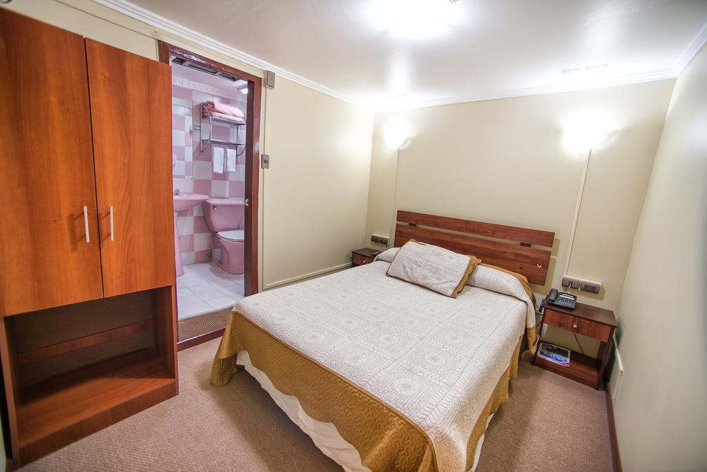 Hotel Sahara Inn Сантяго Екстериор снимка