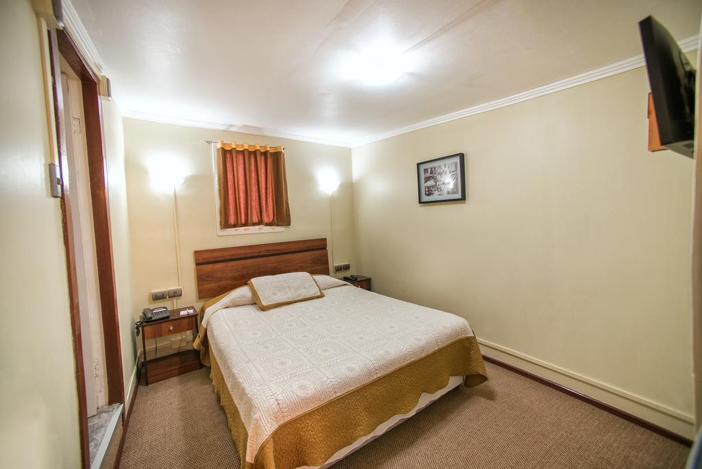 Hotel Sahara Inn Сантяго Екстериор снимка
